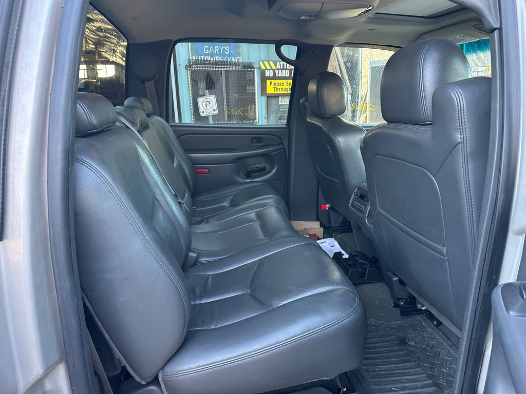 2005 GMC New Sierra K3500 6.6 LLY Duramax – G2602