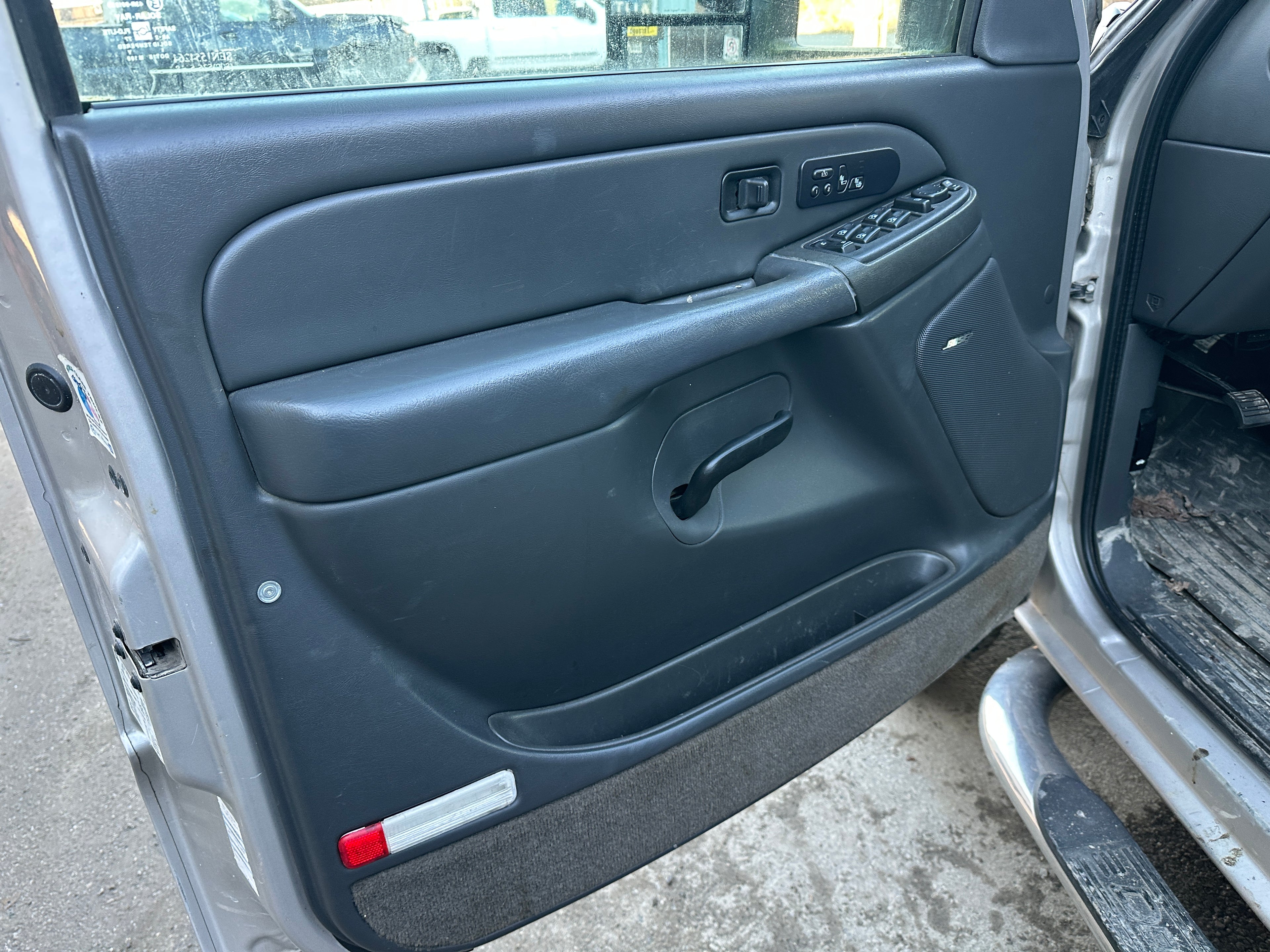 2005 GMC New Sierra K3500 6.6 LLY Duramax – G2602