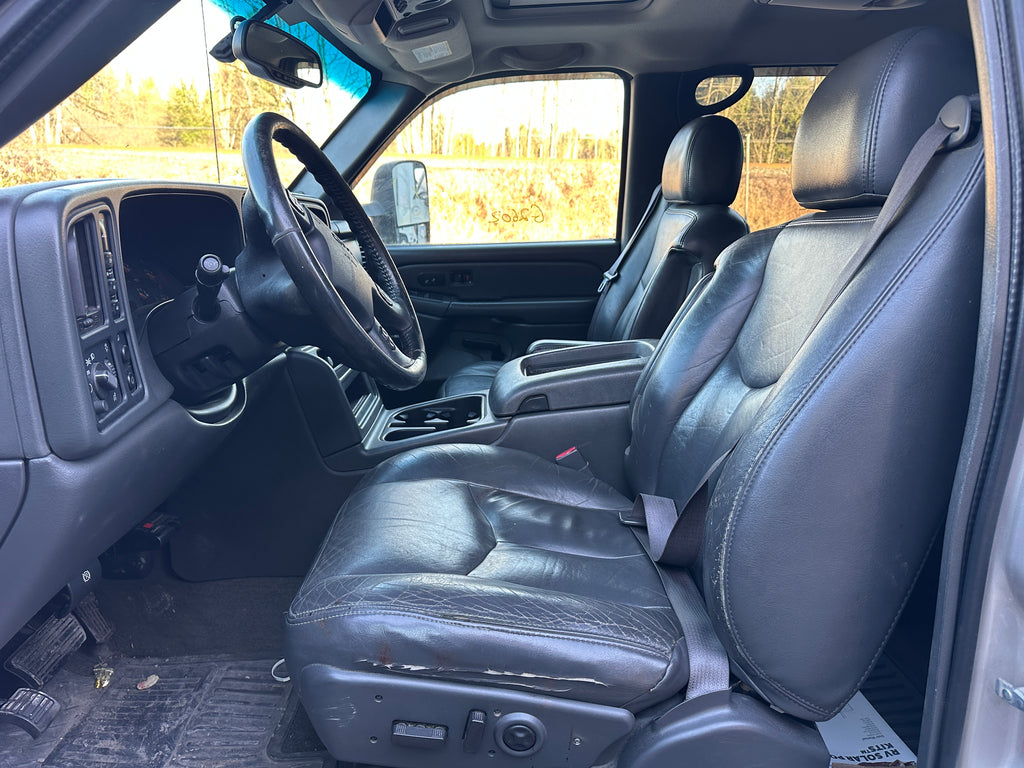 2005 GMC New Sierra K3500 6.6 LLY Duramax – G2602