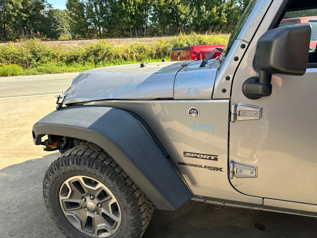 2018 Jeep Wrangler JL Sport 3.6 – J2544
