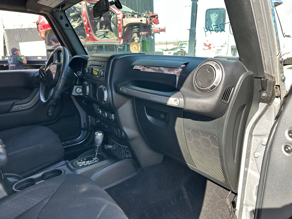 2018 Jeep Wrangler JL Sport 3.6 – J2544