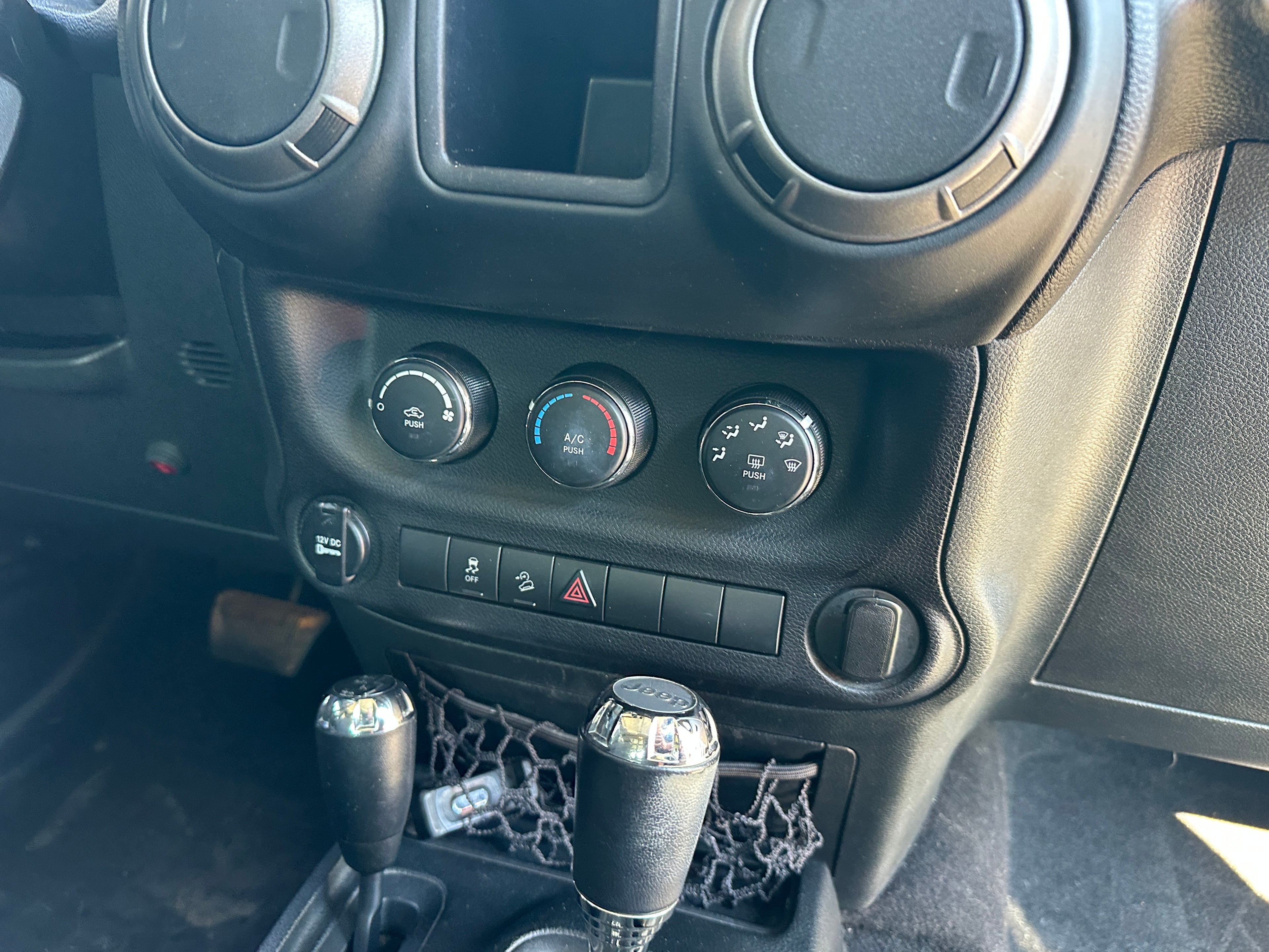 2018 Jeep Wrangler JL Sport 3.6 – J2544