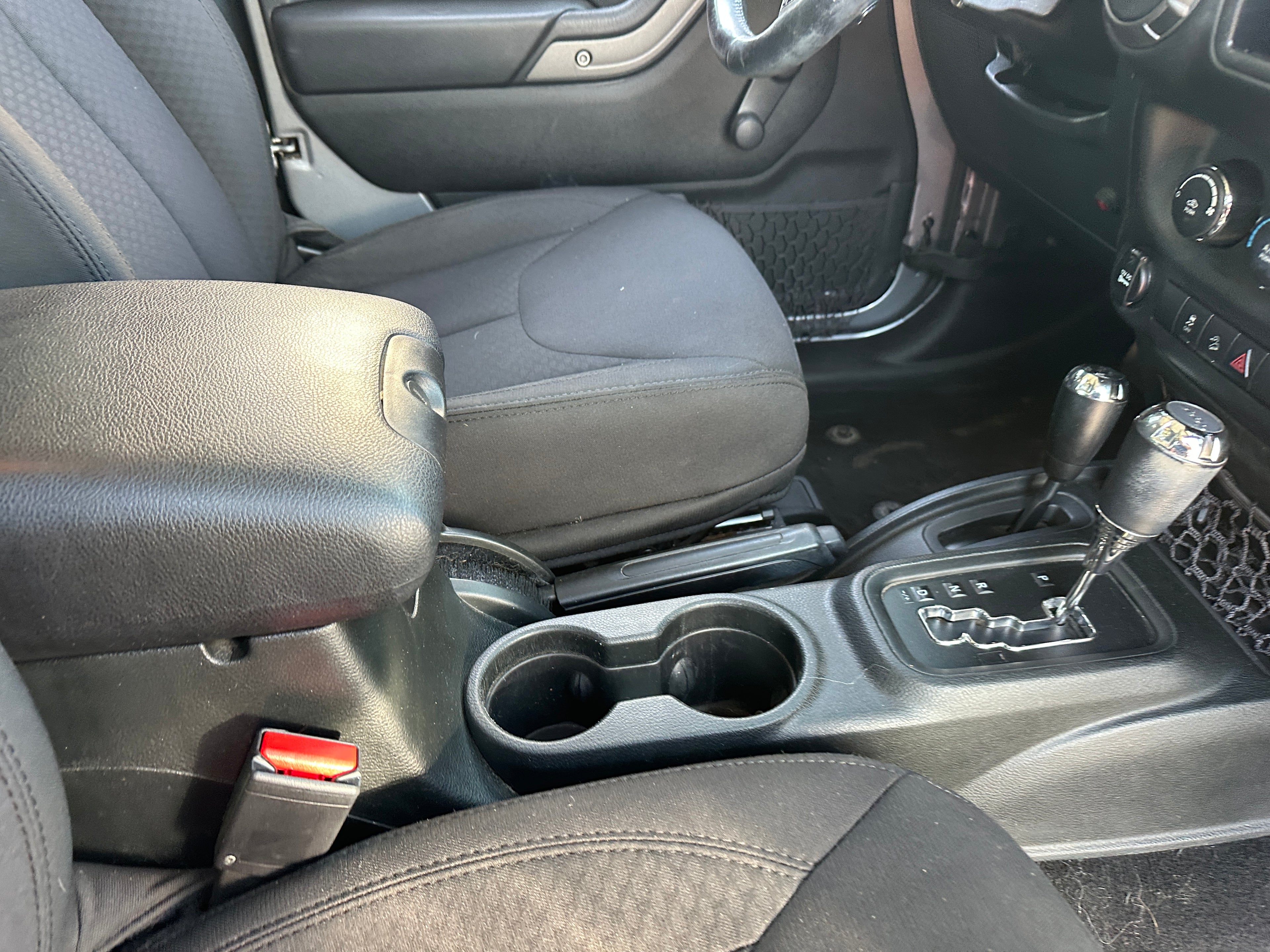 2018 Jeep Wrangler JL Sport 3.6 – J2544