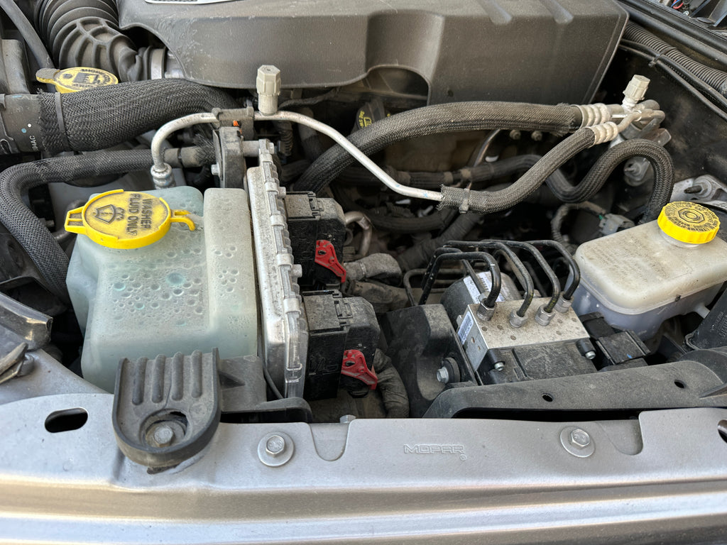 2018 Jeep Wrangler JL Sport 3.6 – J2544