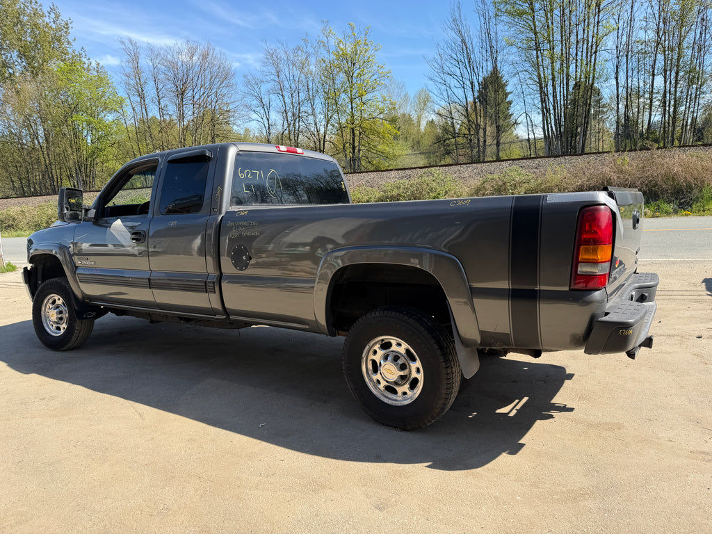 2001 Chevrolet Silverado C2500HD 8.1 – C2609