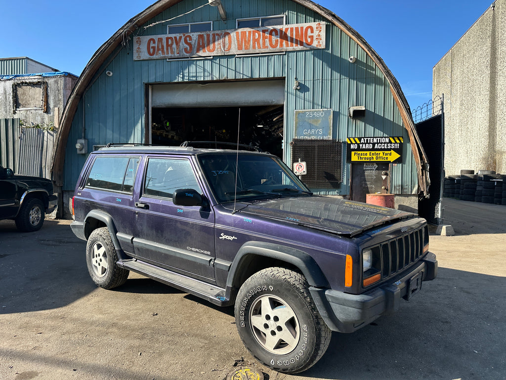 1998 Jeep Cherokee Sport 4.0 – J2545