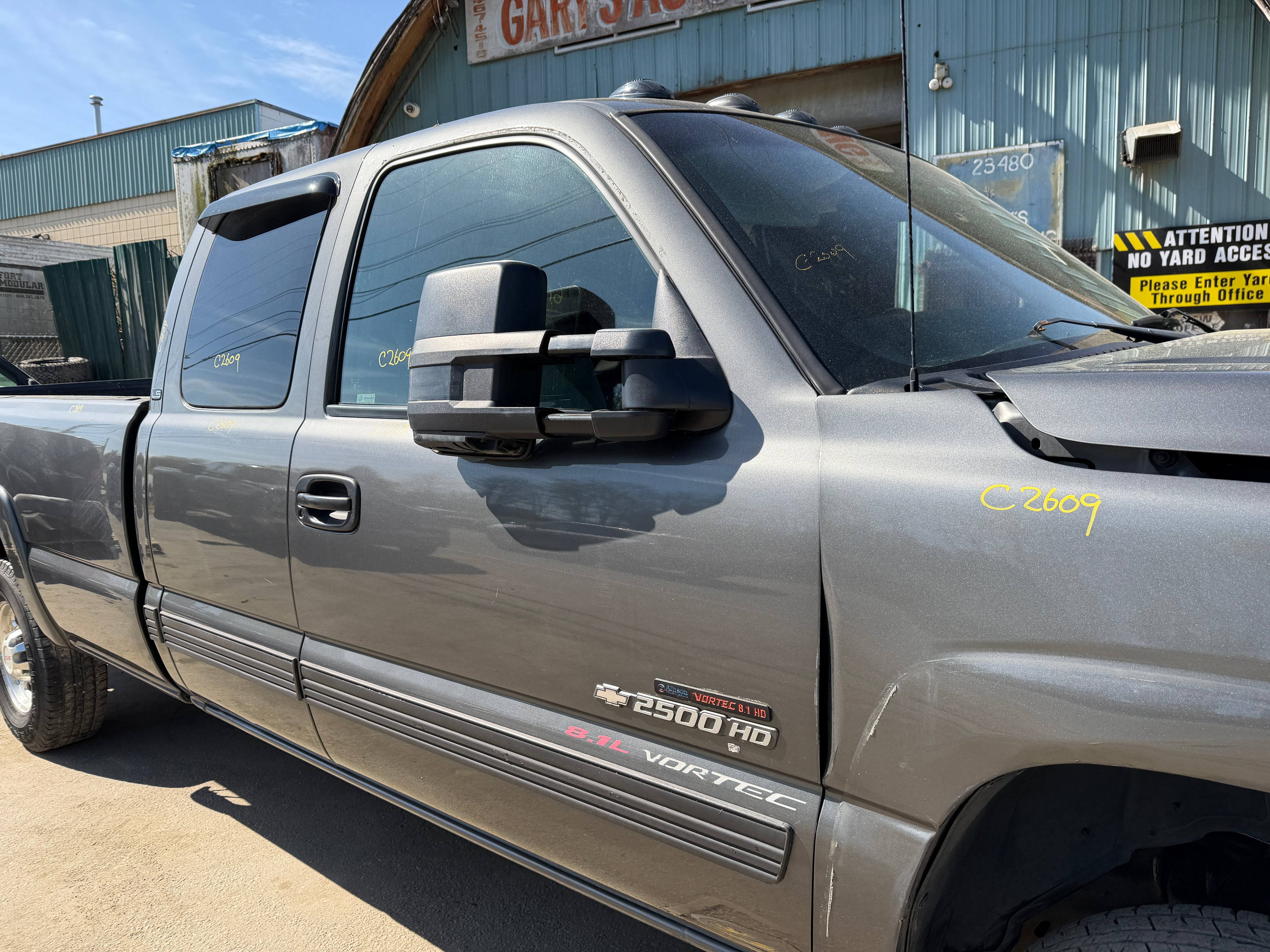 2001 Chevrolet Silverado C2500HD 8.1 – C2609