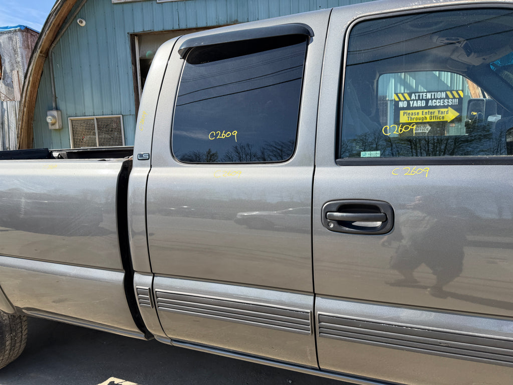 2001 Chevrolet Silverado C2500HD 8.1 – C2609