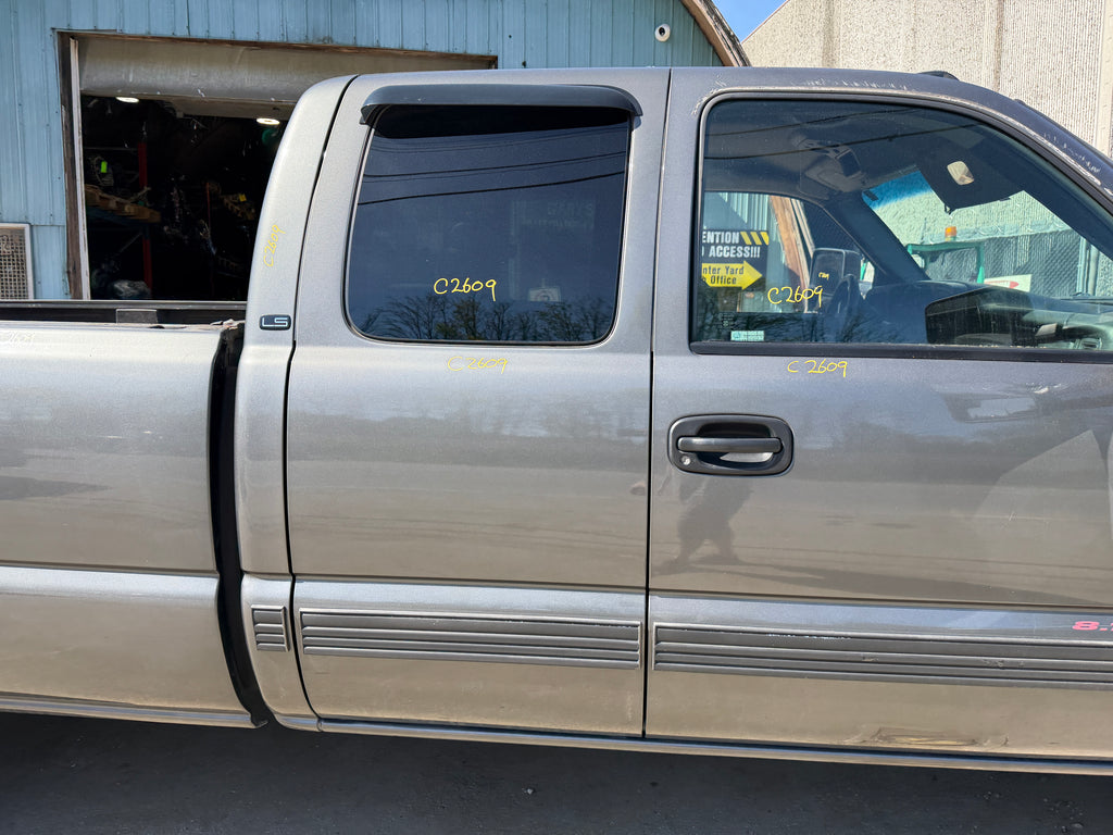 2001 Chevrolet Silverado C2500HD 8.1 – C2609