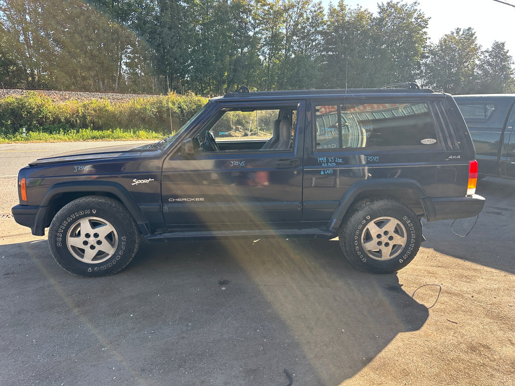 1998 Jeep Cherokee Sport 4.0 – J2545