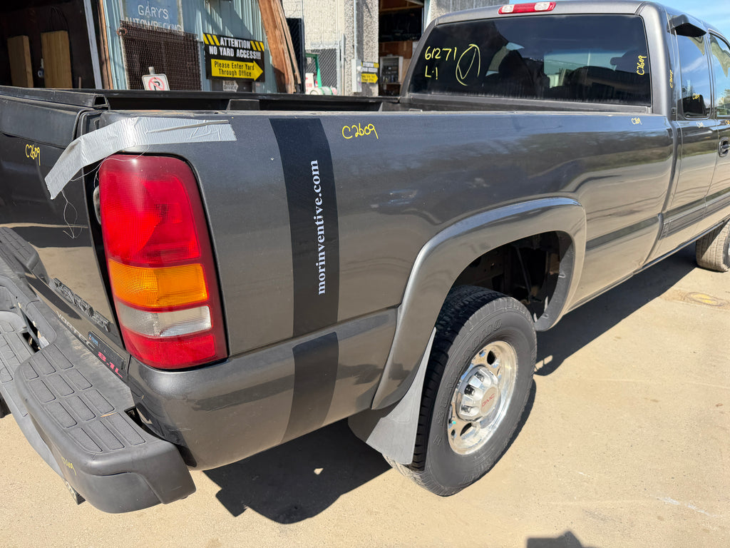 2001 Chevrolet Silverado C2500HD 8.1 – C2609