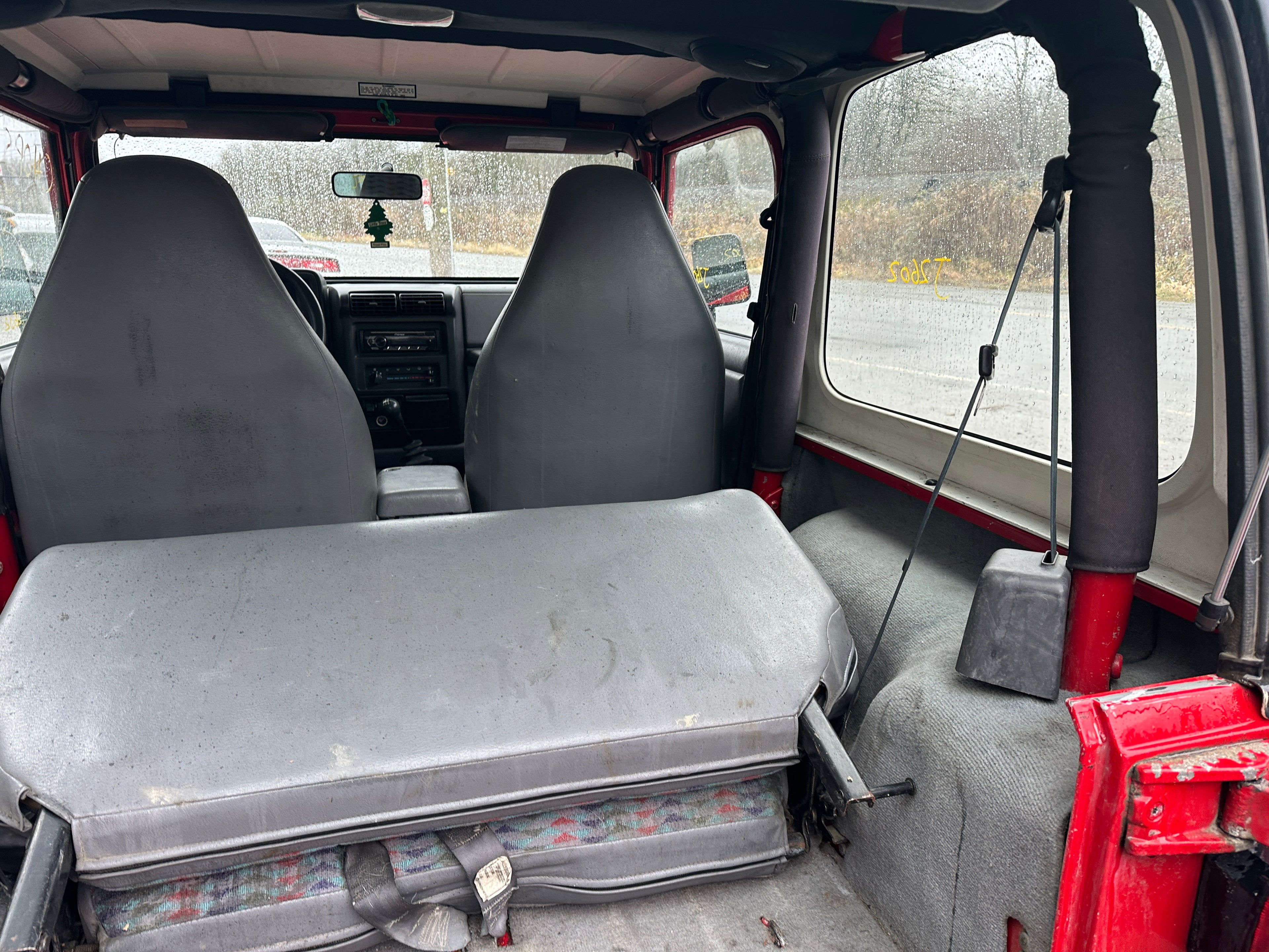 1997 Jeep Wrangler TJ 2.5 – J2602