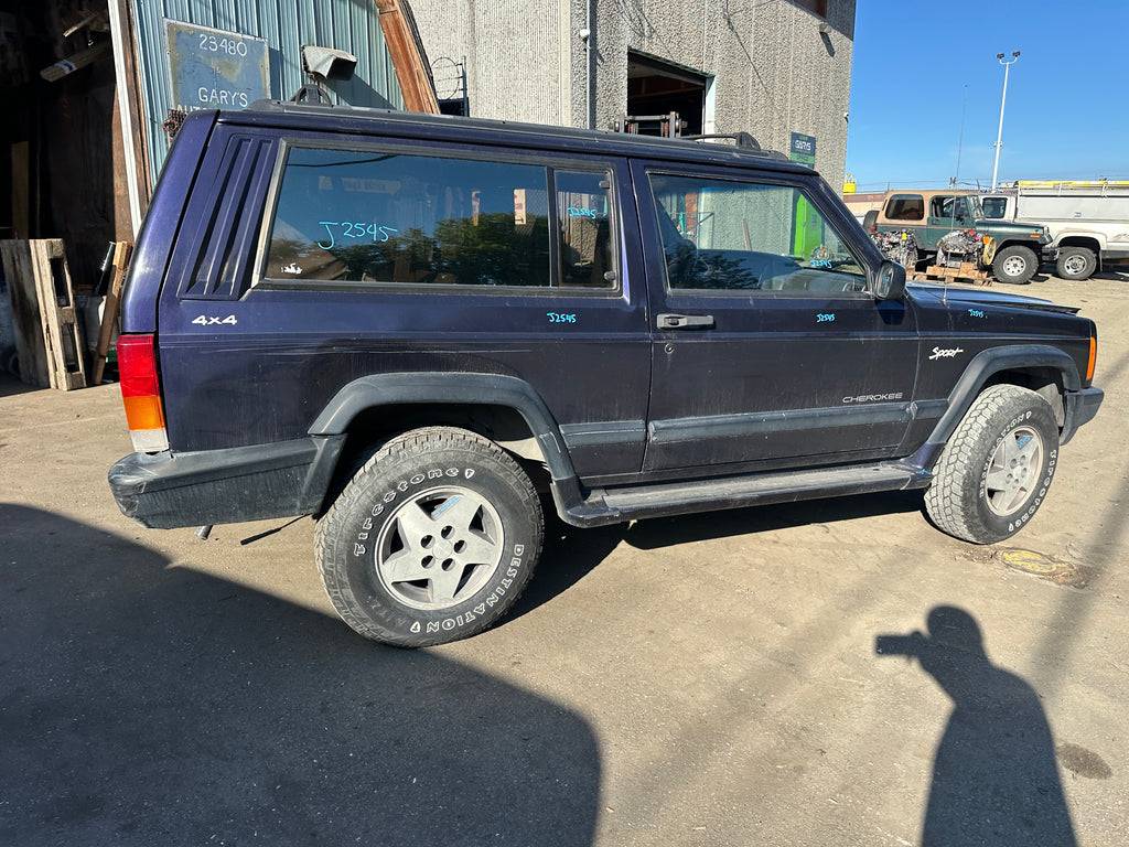 1998 Jeep Cherokee Sport 4.0 – J2545