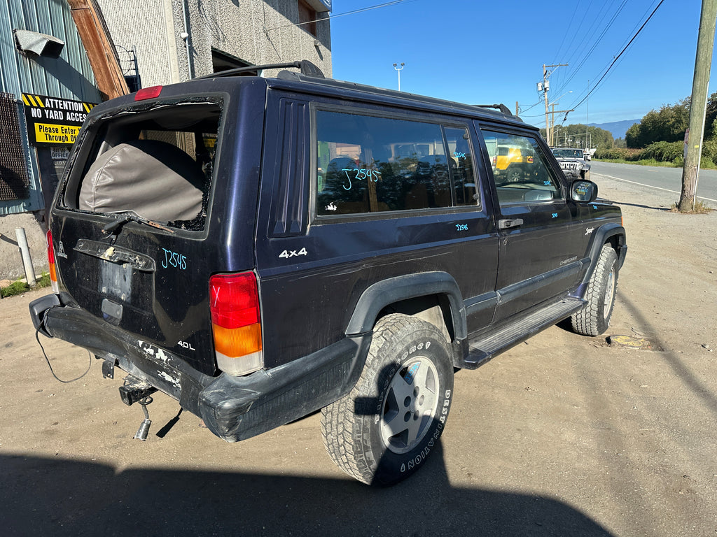 1998 Jeep Cherokee Sport 4.0 – J2545