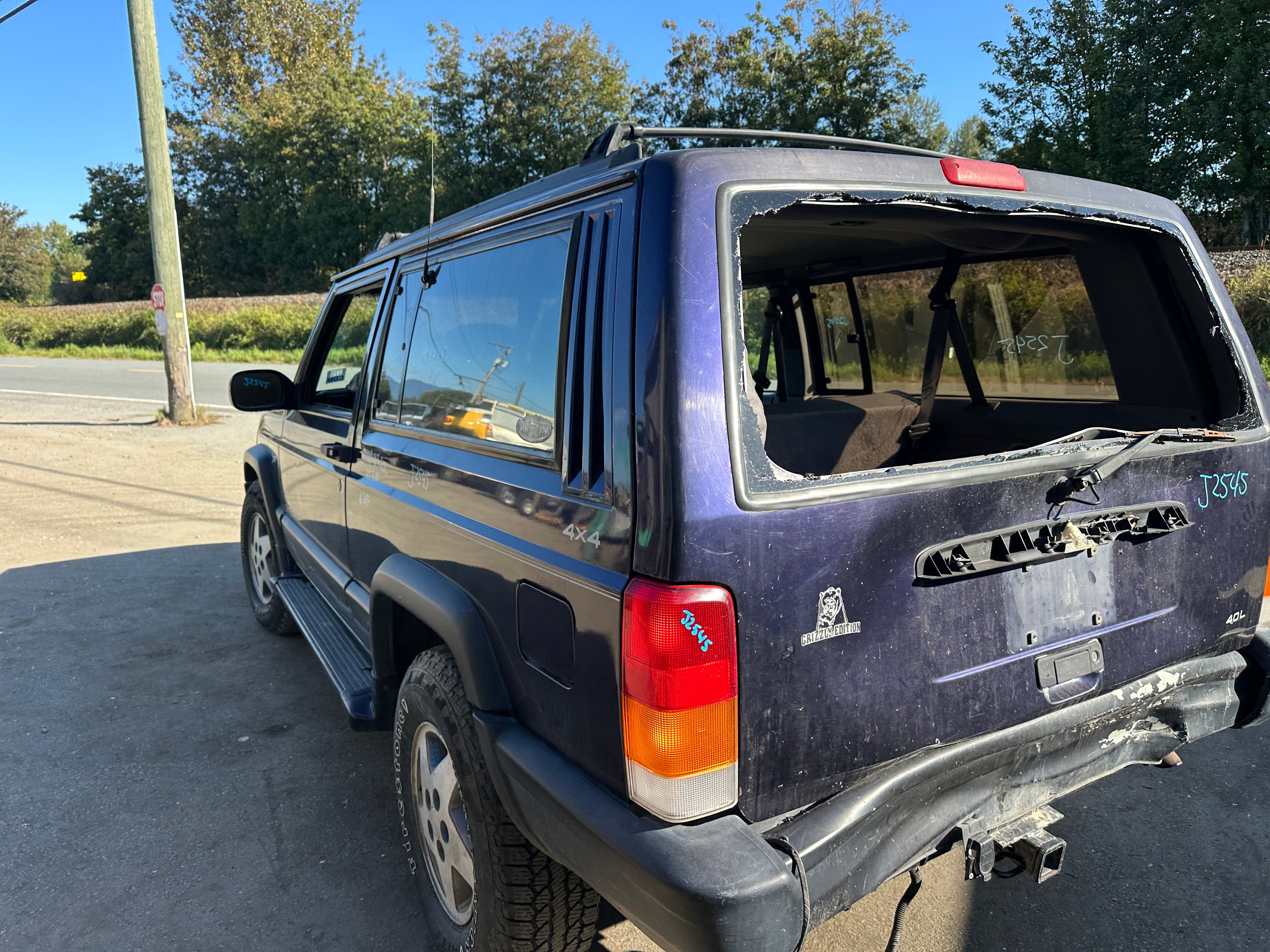 1998 Jeep Cherokee Sport 4.0 – J2545