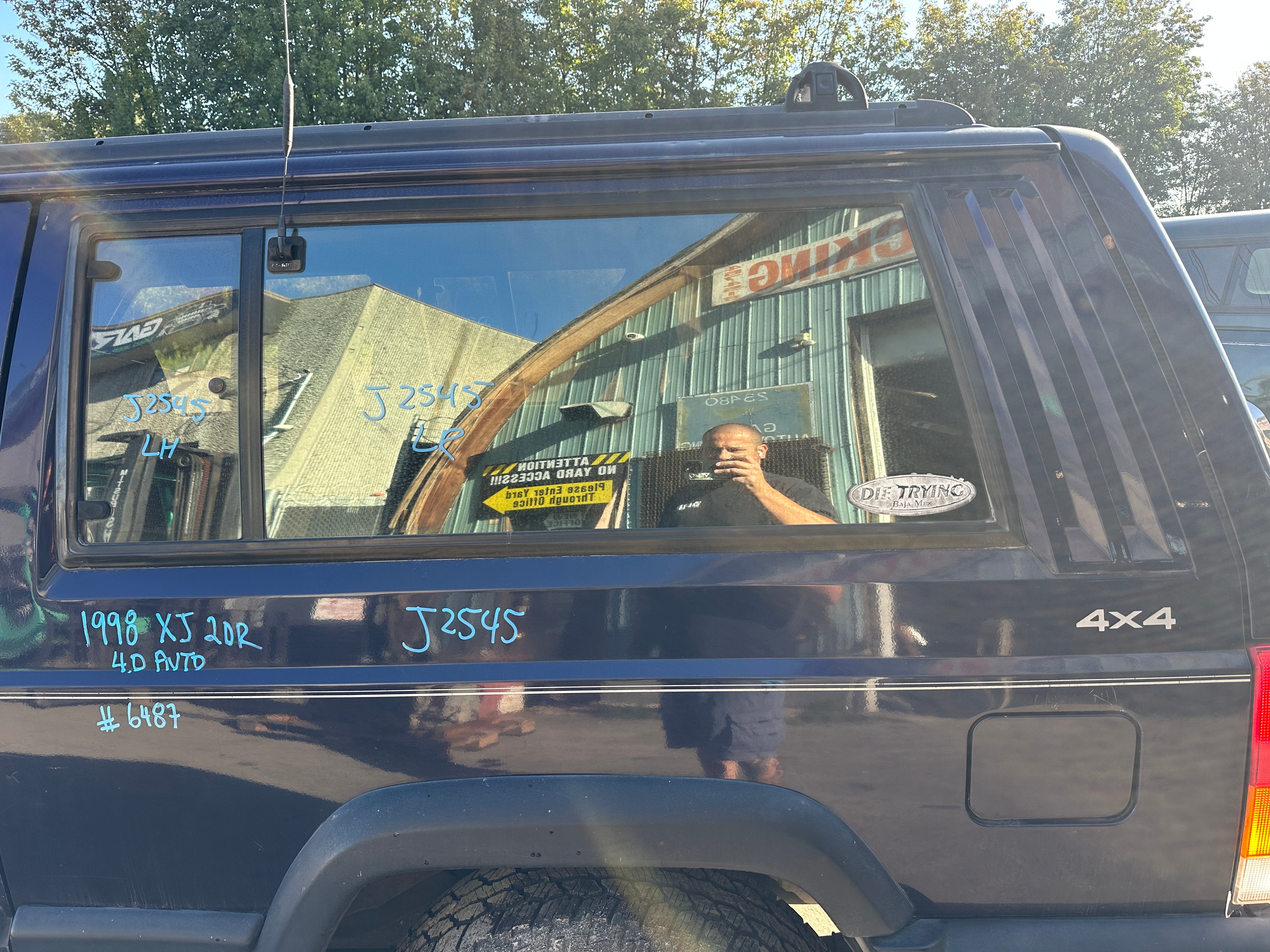 1998 Jeep Cherokee Sport 4.0 – J2545