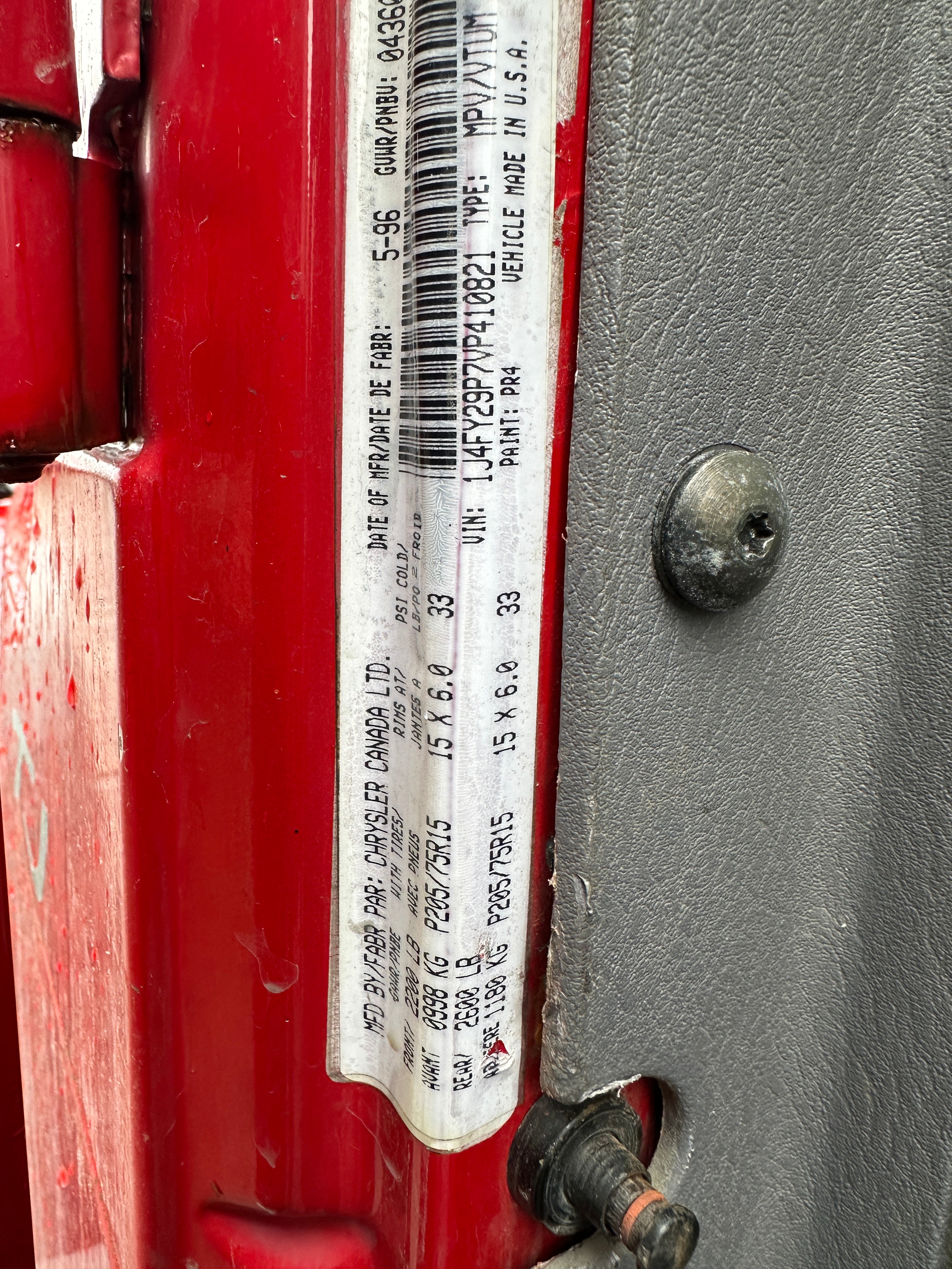1997 Jeep Wrangler TJ 2.5 – J2602