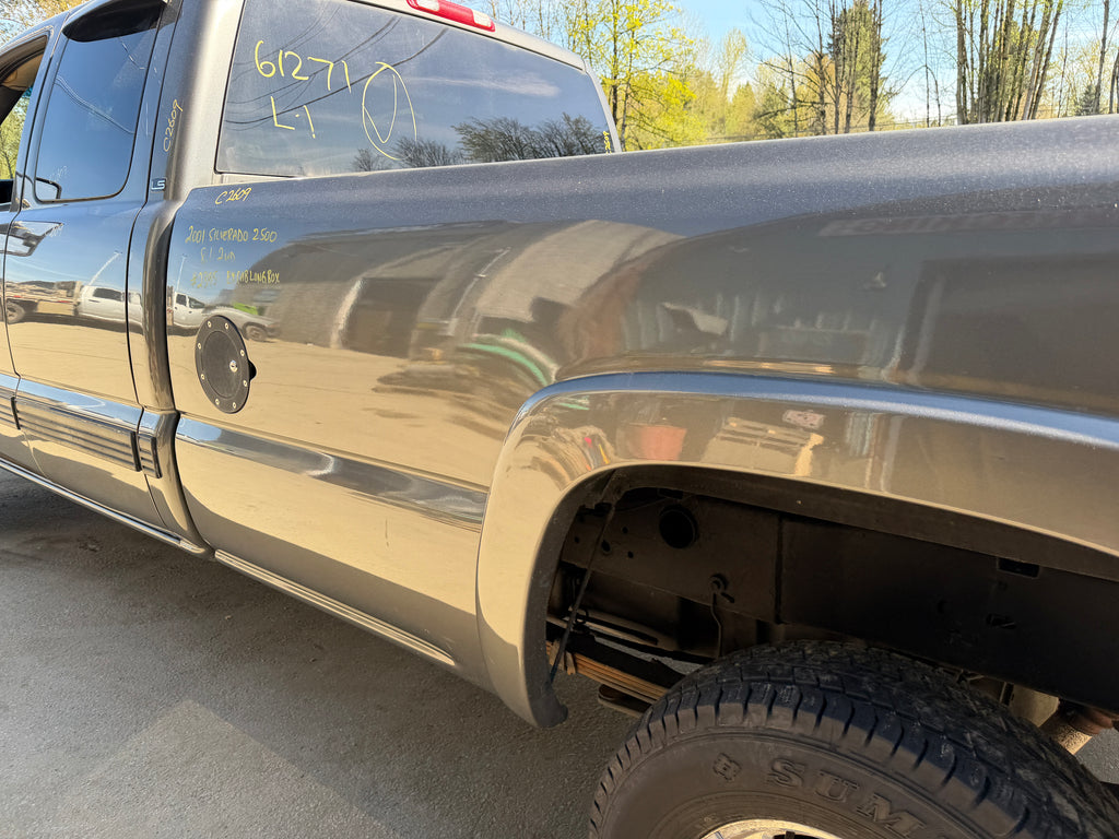 2001 Chevrolet Silverado C2500HD 8.1 – C2609