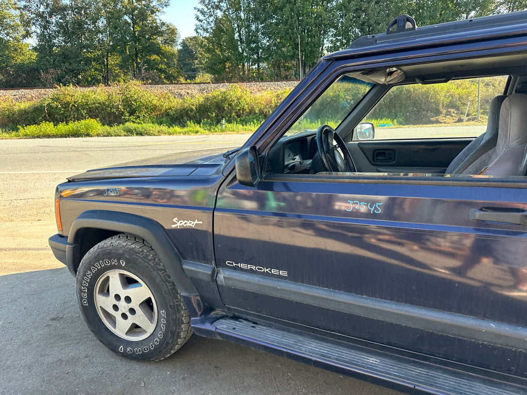 1998 Jeep Cherokee Sport 4.0 – J2545