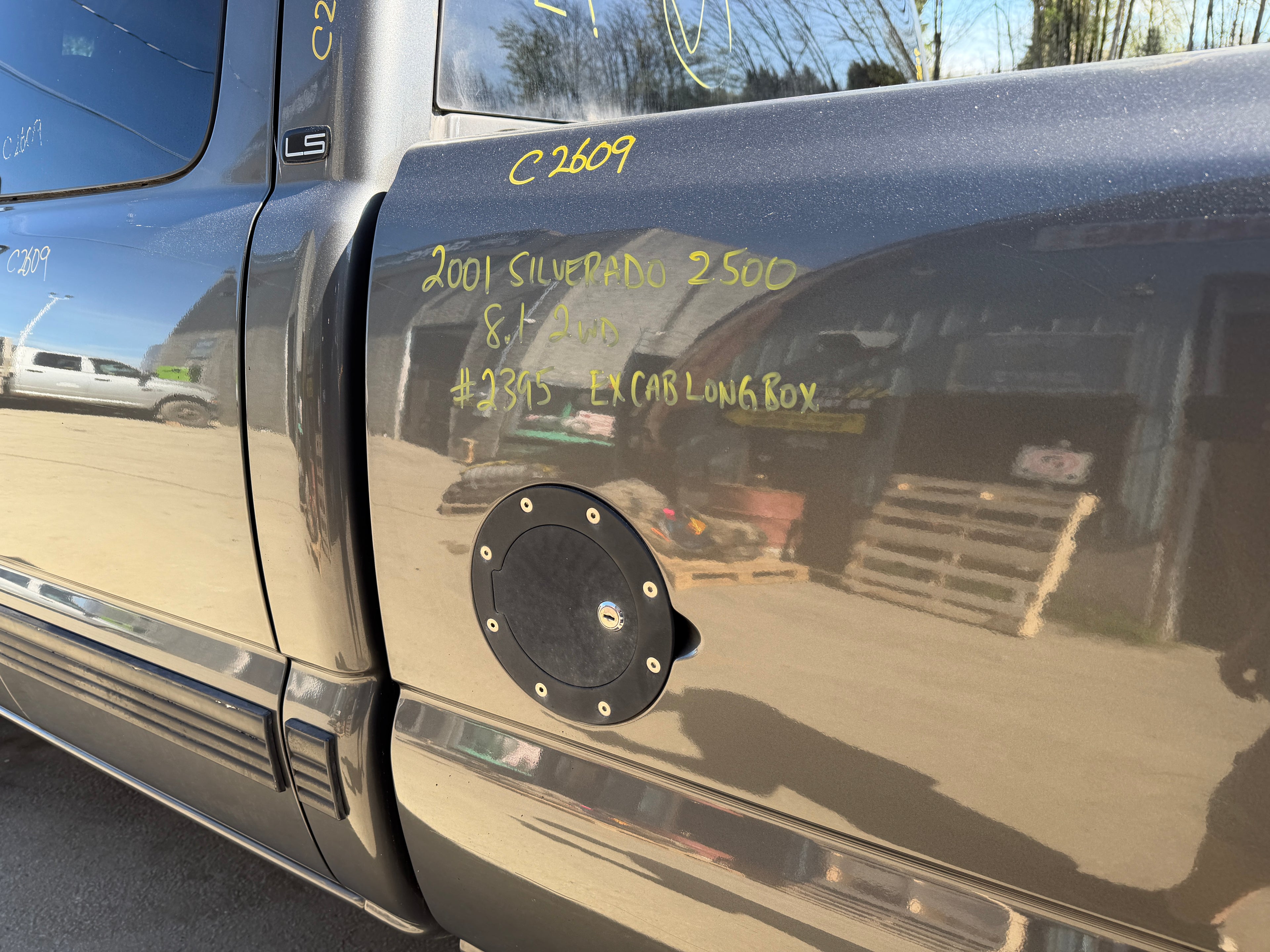 2001 Chevrolet Silverado C2500HD 8.1 – C2609