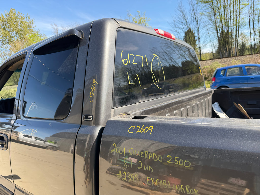 2001 Chevrolet Silverado C2500HD 8.1 – C2609