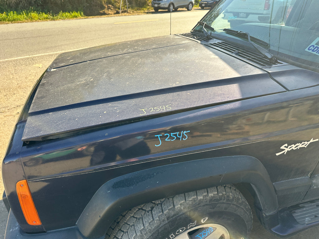 1998 Jeep Cherokee Sport 4.0 – J2545