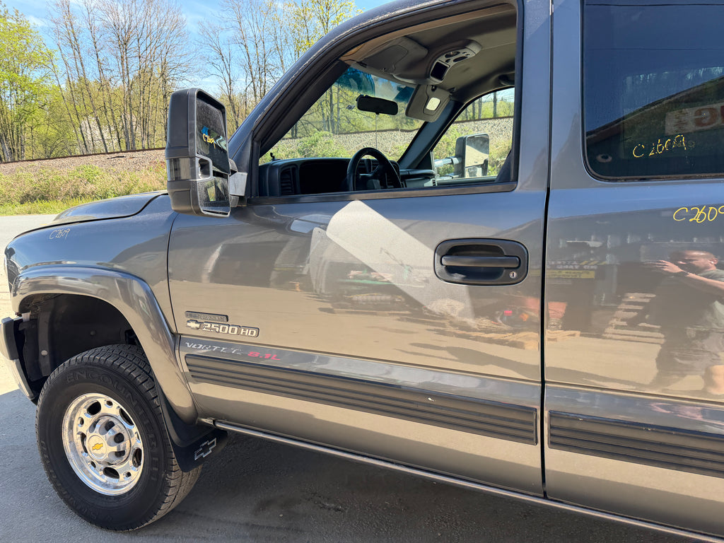 2001 Chevrolet Silverado C2500HD 8.1 – C2609
