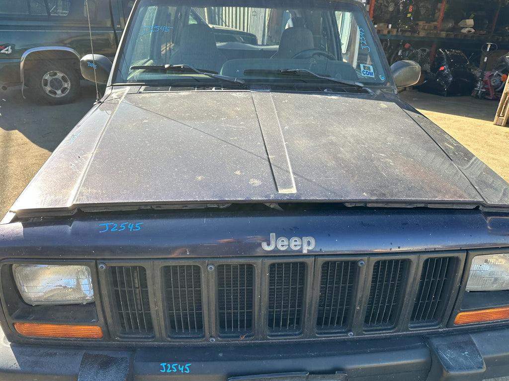 1998 Jeep Cherokee Sport 4.0 – J2545