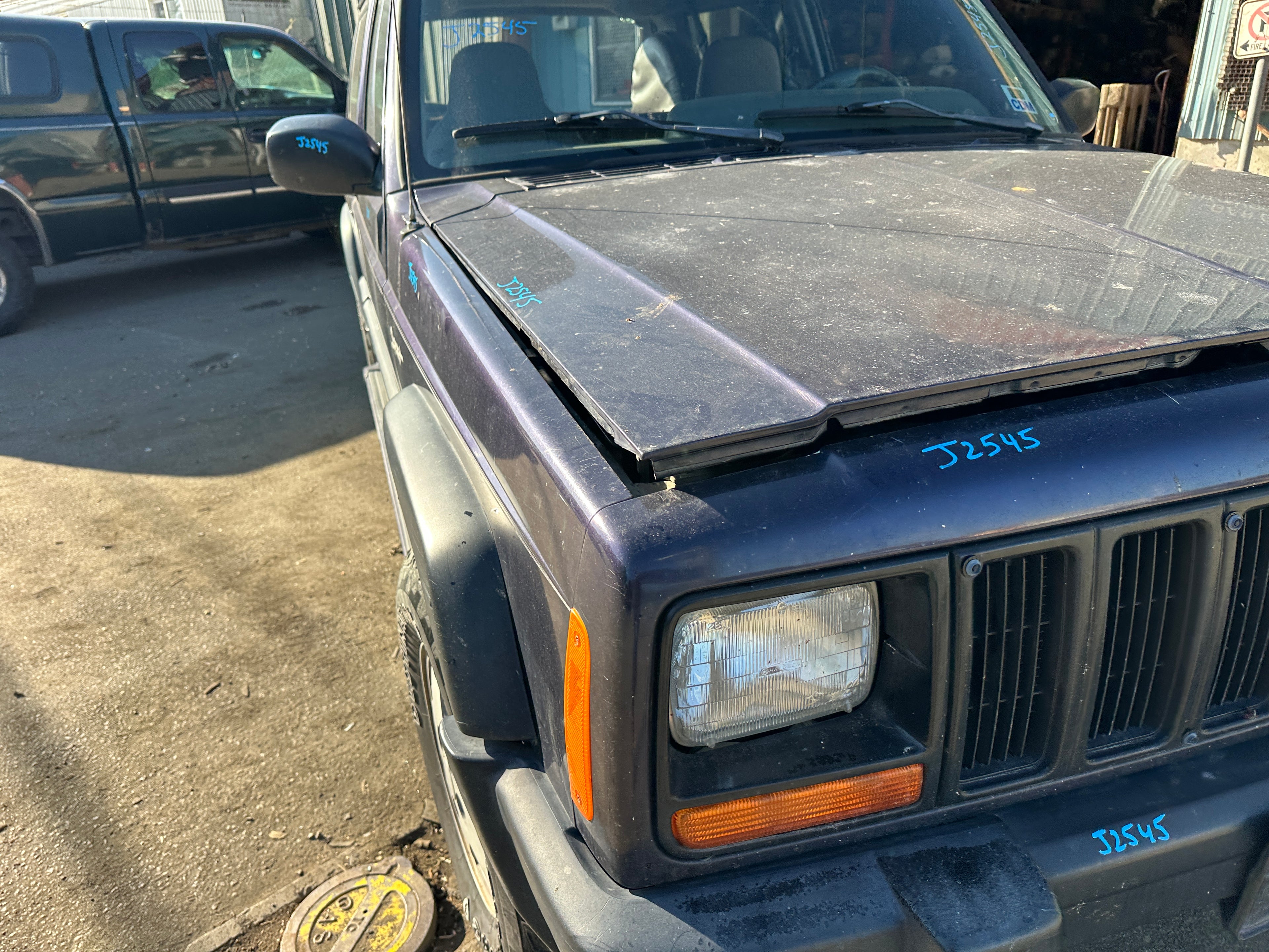 1998 Jeep Cherokee Sport 4.0 – J2545