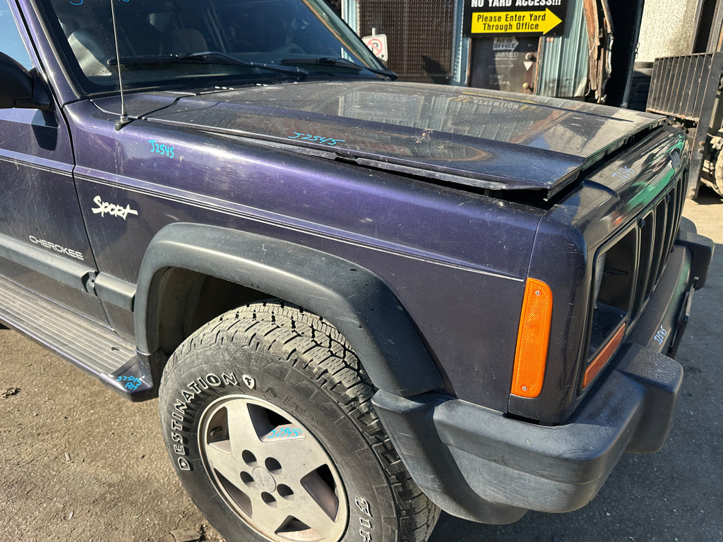 1998 Jeep Cherokee Sport 4.0 – J2545