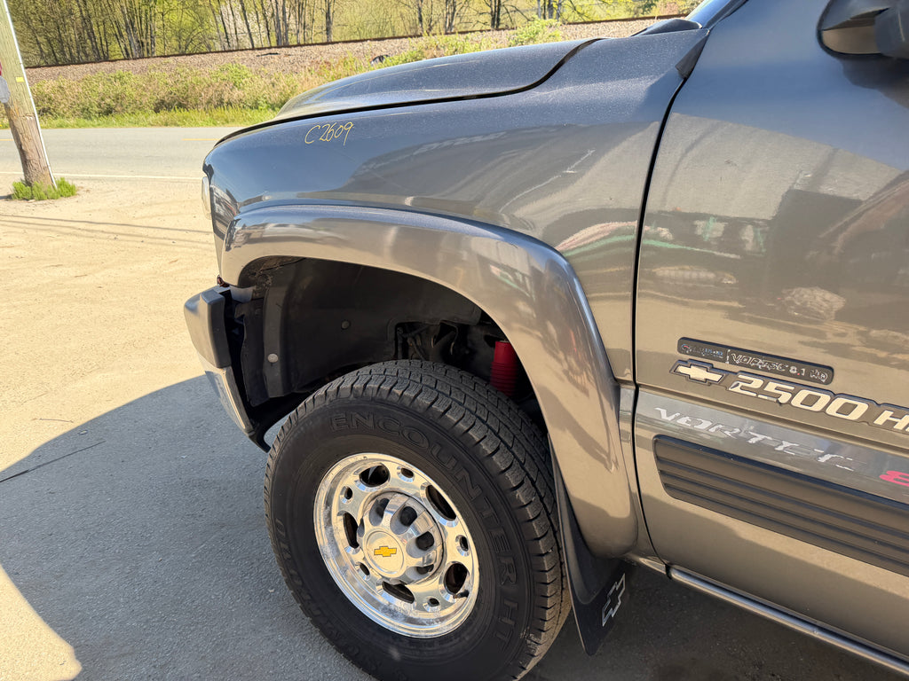 2001 Chevrolet Silverado C2500HD 8.1 – C2609