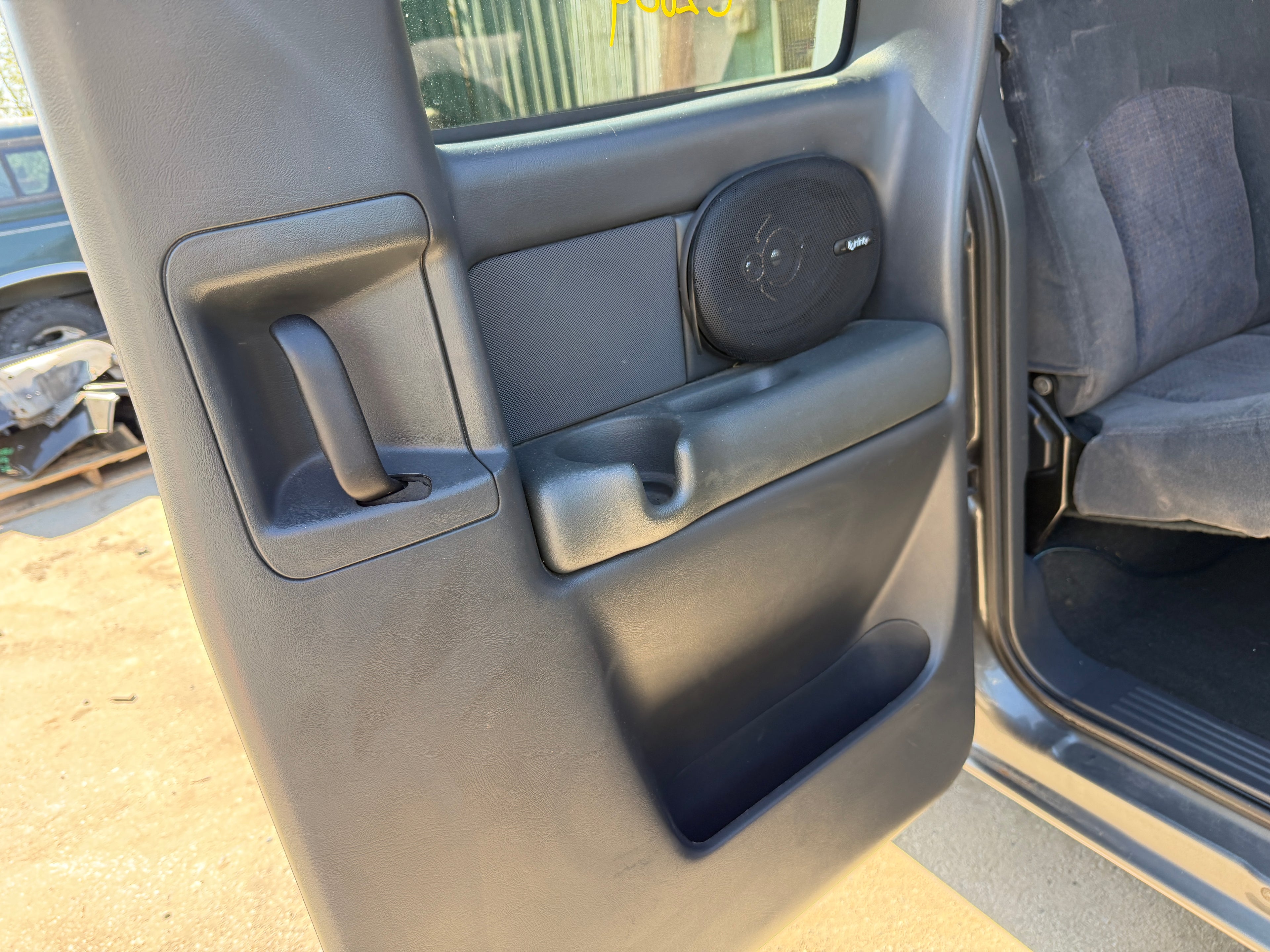 2001 Chevrolet Silverado C2500HD 8.1 – C2609