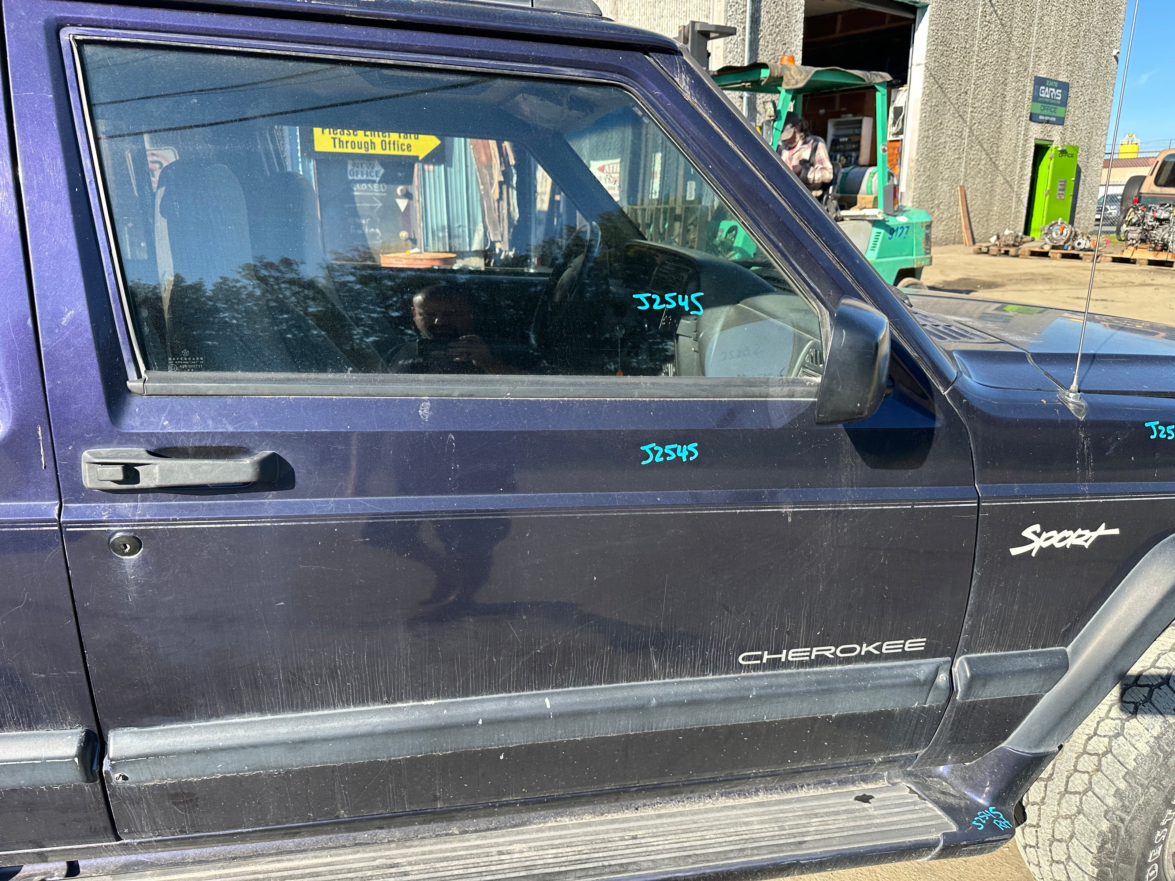 1998 Jeep Cherokee Sport 4.0 – J2545