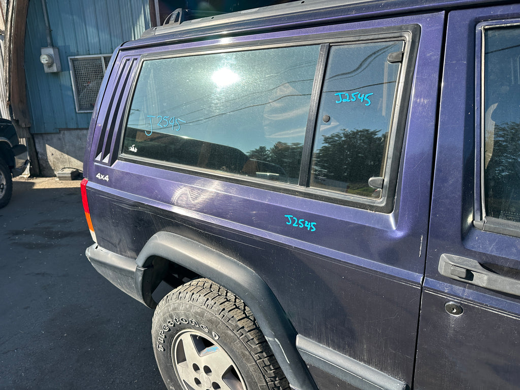 1998 Jeep Cherokee Sport 4.0 – J2545