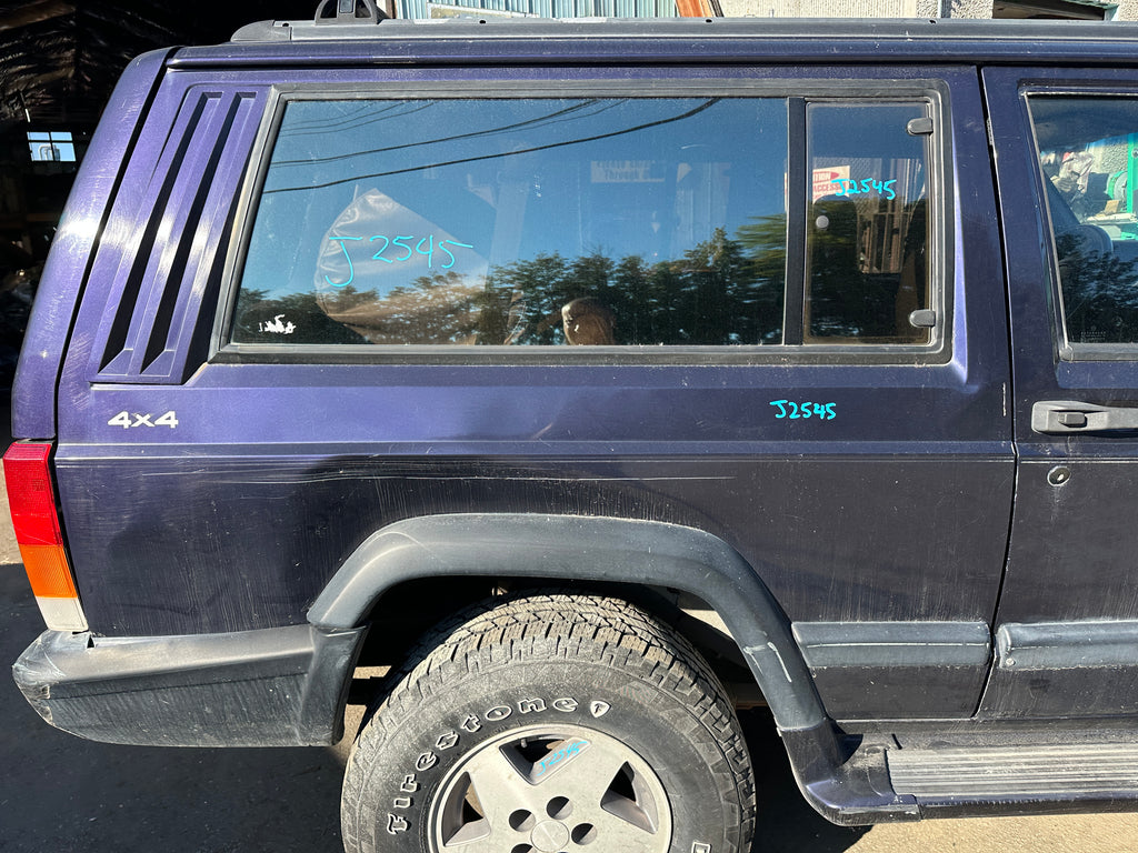 1998 Jeep Cherokee Sport 4.0 – J2545