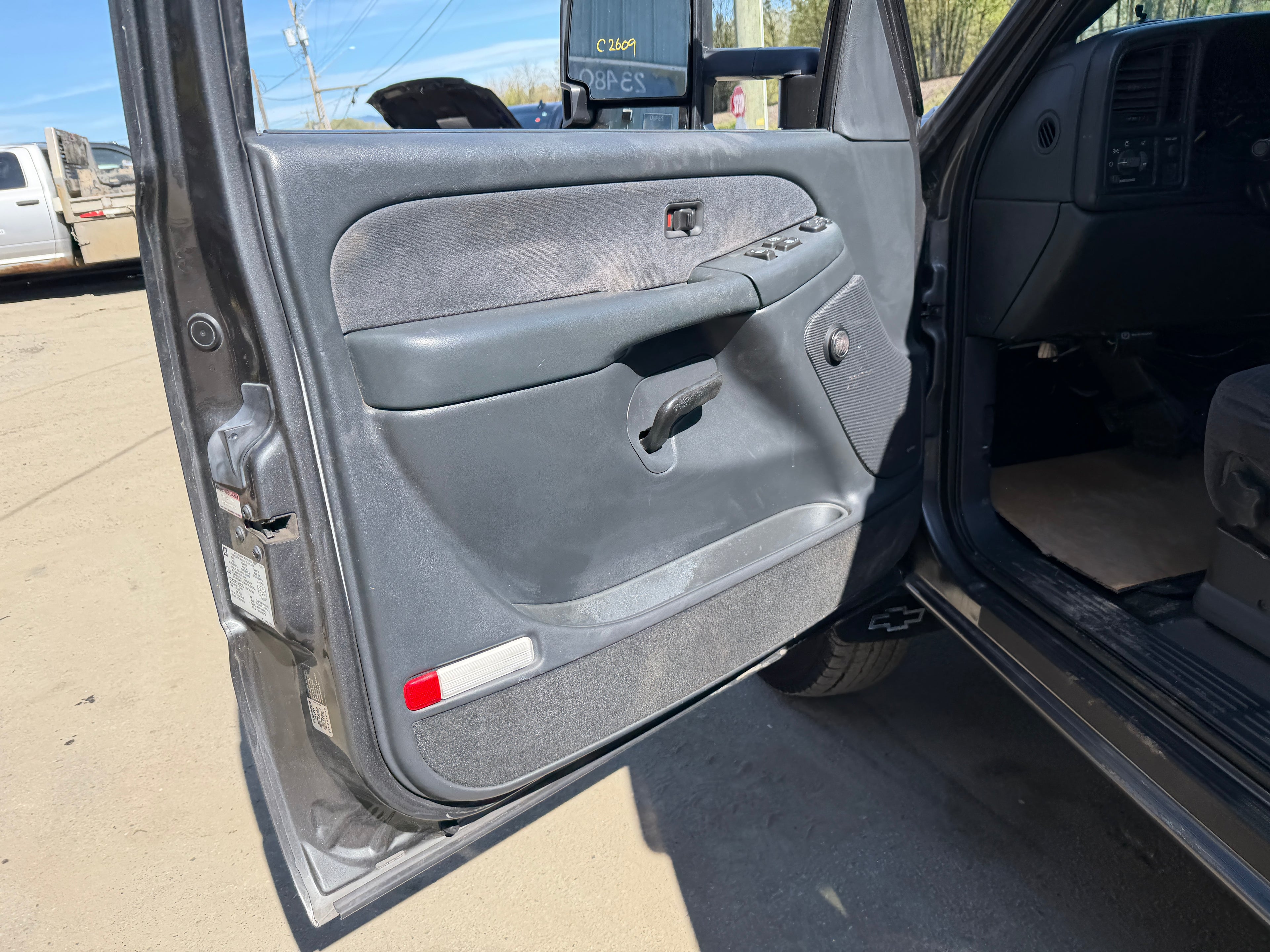 2001 Chevrolet Silverado C2500HD 8.1 – C2609