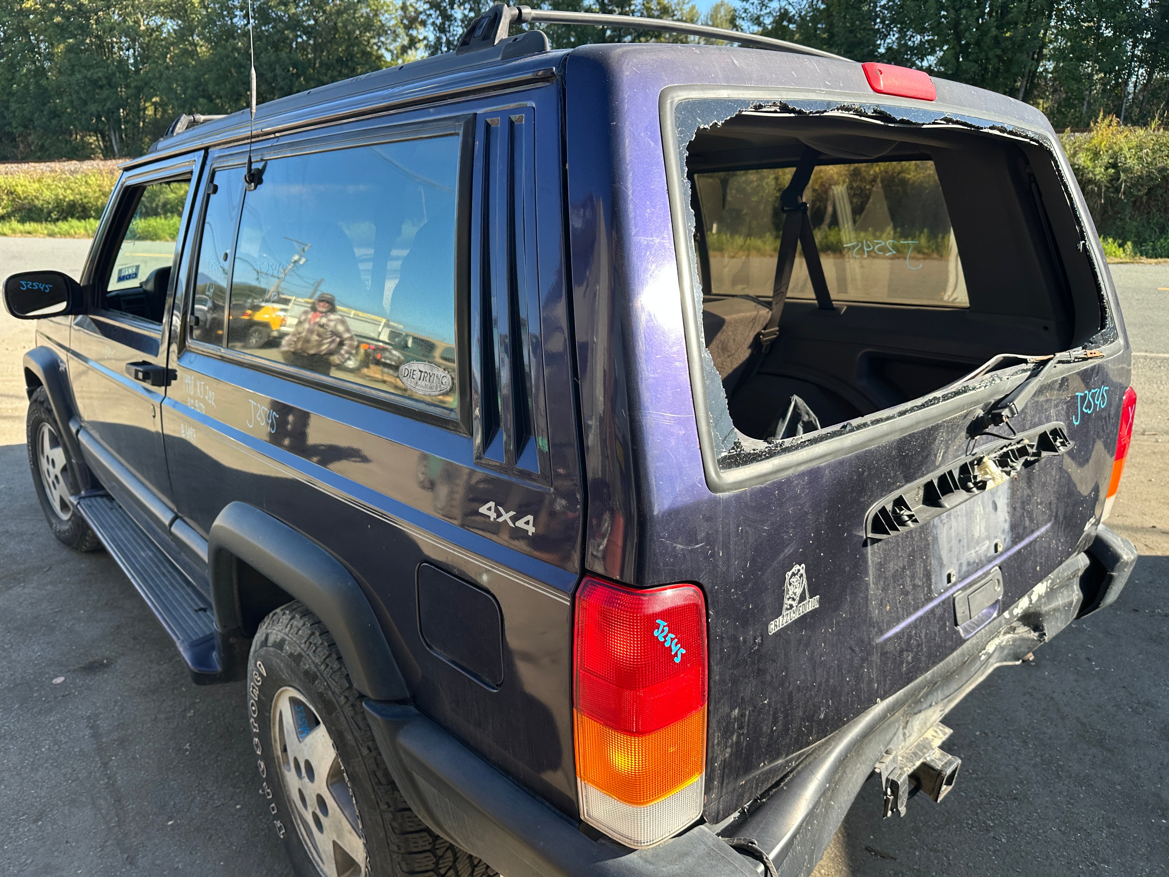 1998 Jeep Cherokee Sport 4.0 – J2545