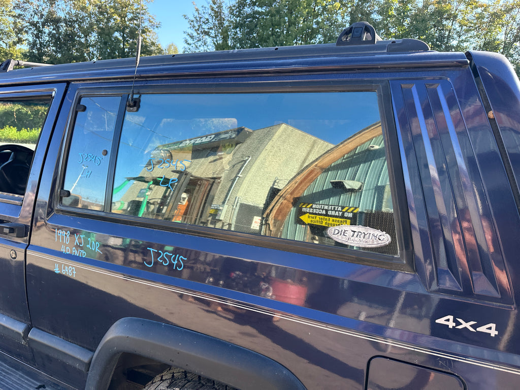 1998 Jeep Cherokee Sport 4.0 – J2545