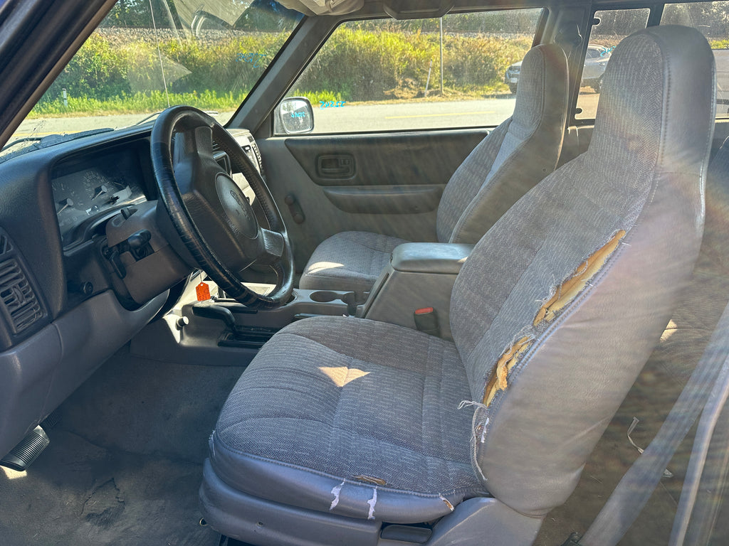 1998 Jeep Cherokee Sport 4.0 – J2545