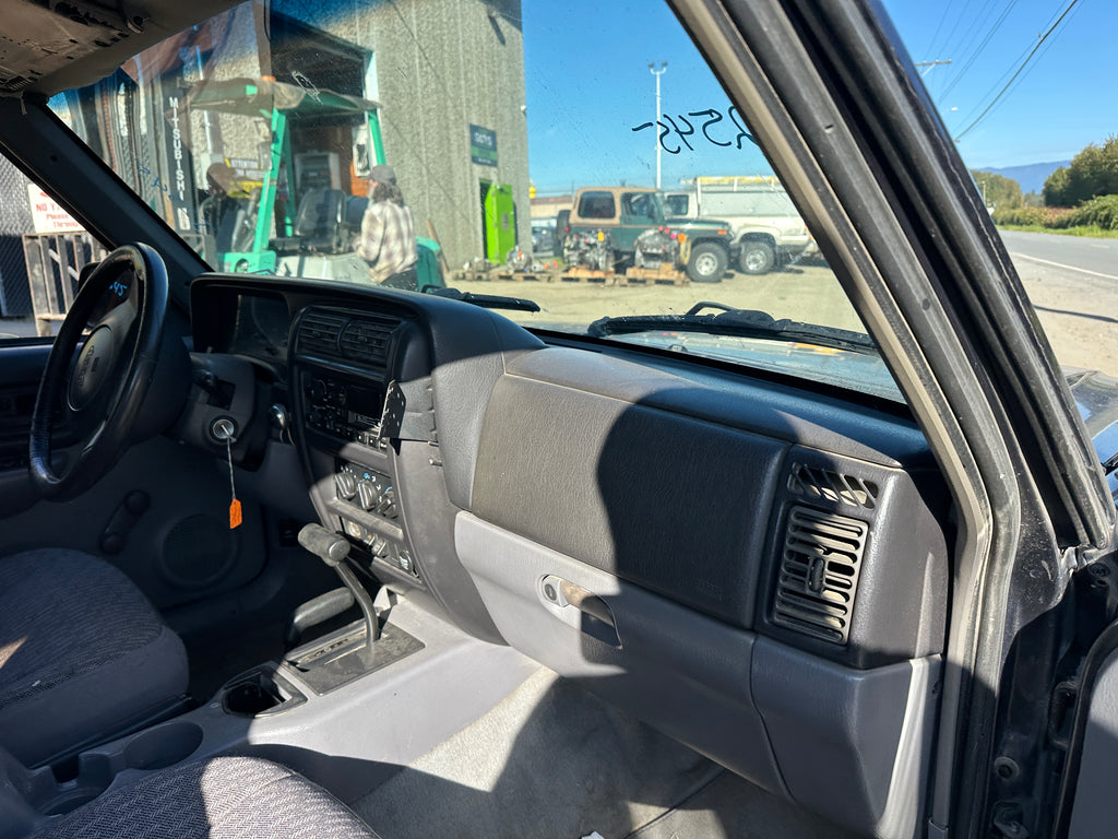 1998 Jeep Cherokee Sport 4.0 – J2545