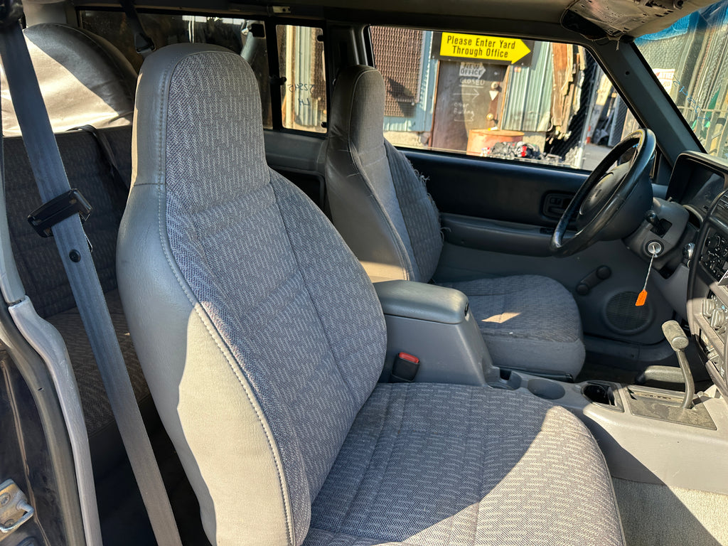 1998 Jeep Cherokee Sport 4.0 – J2545