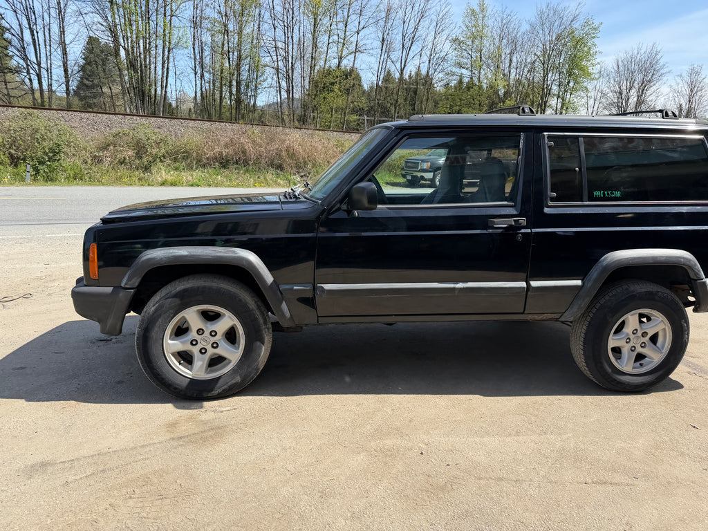 1998 Jeep Cherokee XJ Sport 4.0 – J2618