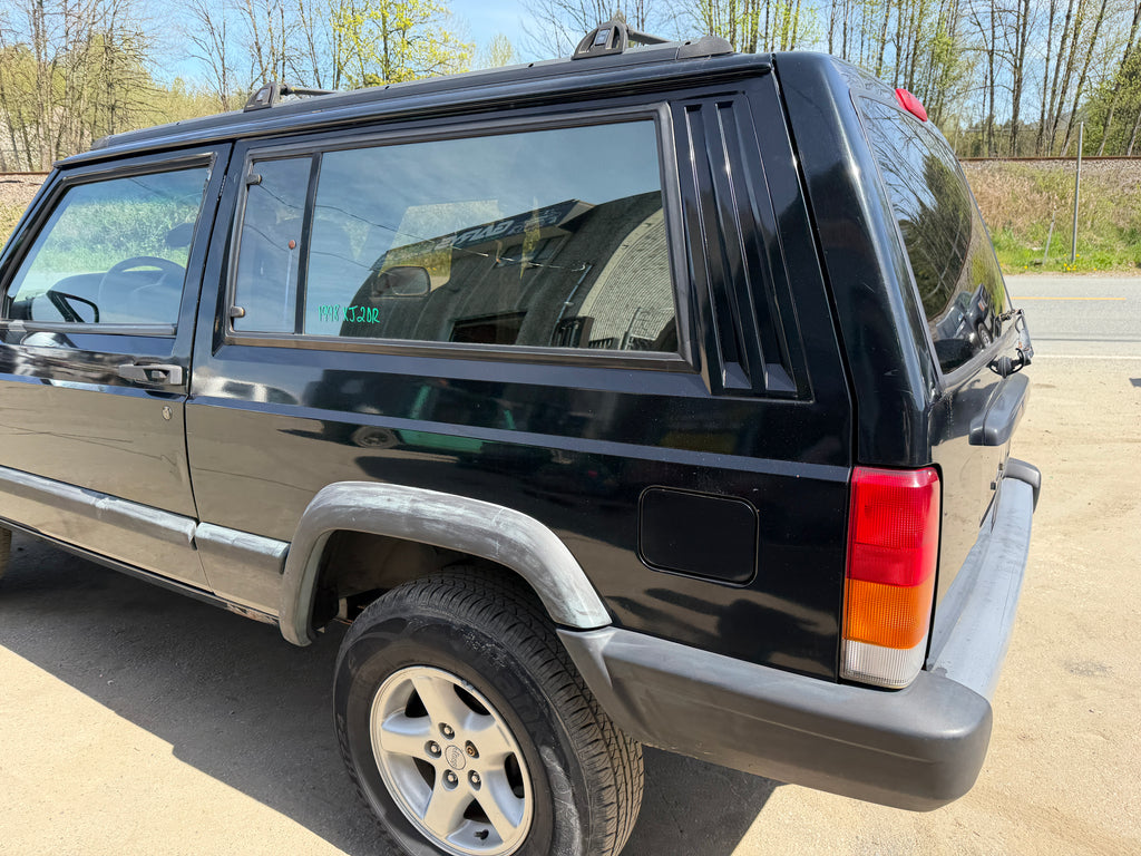 1998 Jeep Cherokee XJ Sport 4.0 – J2618