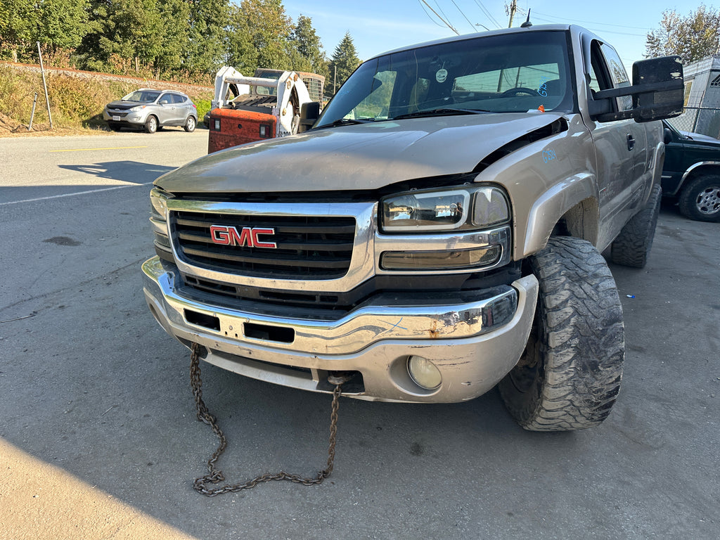2005 GMC Sierra K2500HD 6.6 LLY Duramax – G2524