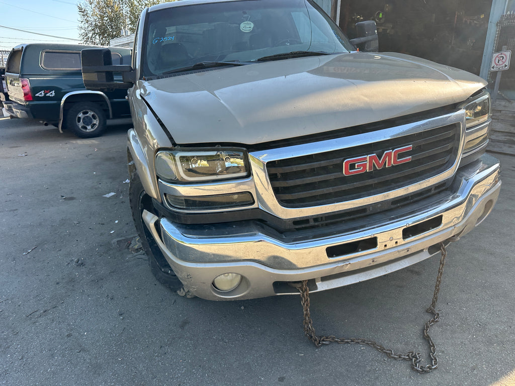 2005 GMC Sierra K2500HD 6.6 LLY Duramax – G2524