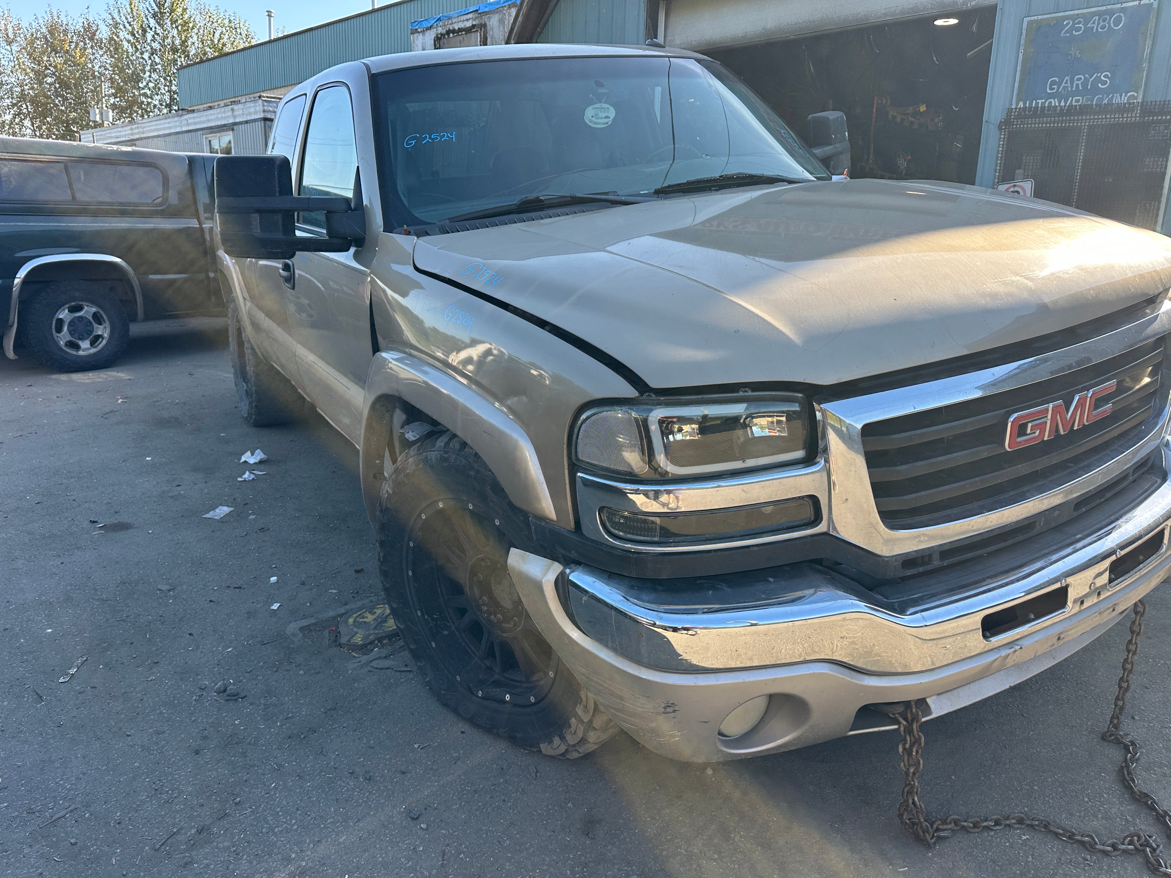 2005 GMC Sierra K2500HD 6.6 LLY Duramax – G2524
