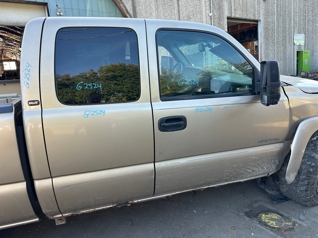 2005 GMC Sierra K2500HD 6.6 LLY Duramax – G2524