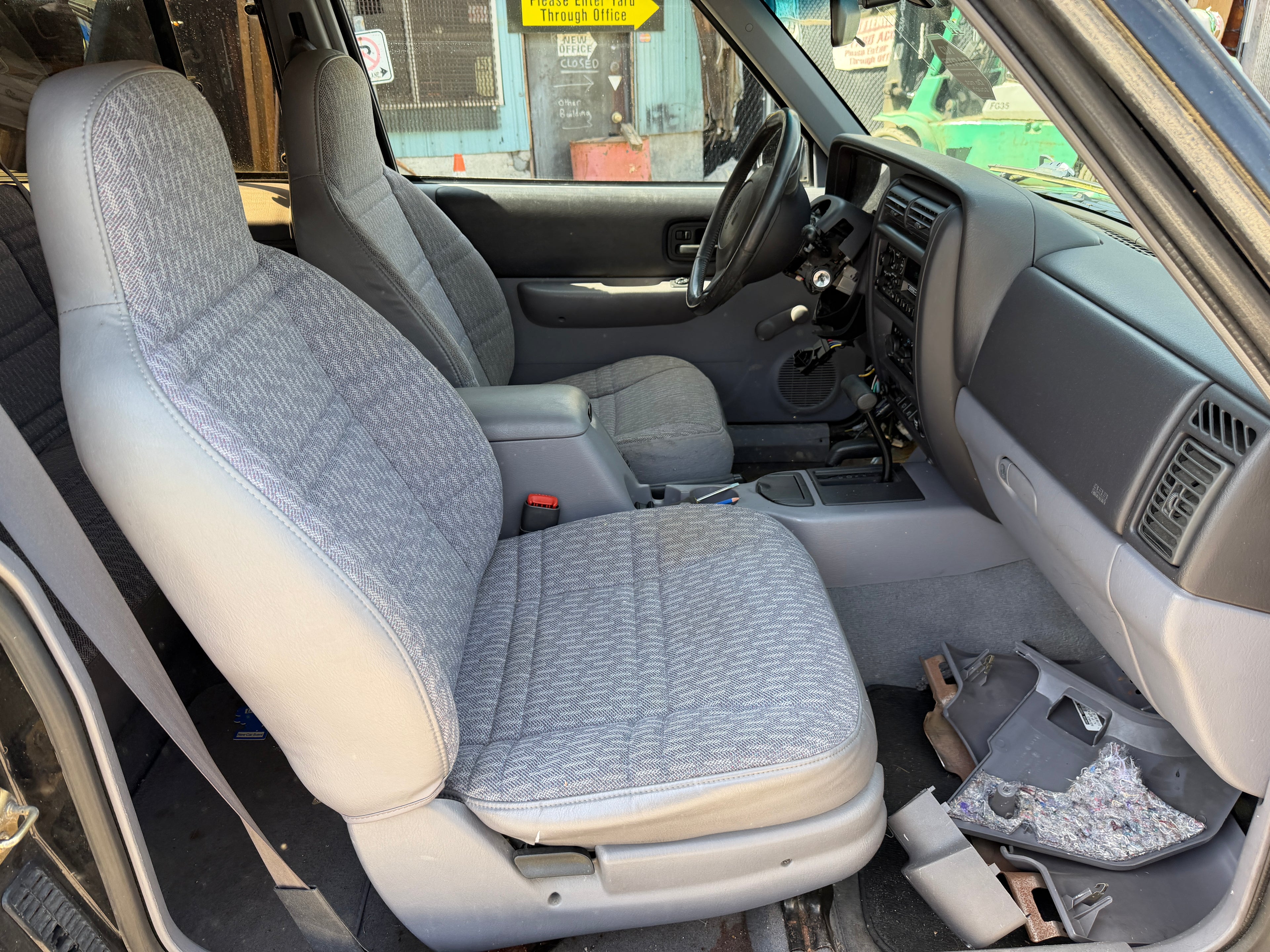 1998 Jeep Cherokee XJ Sport 4.0 – J2618