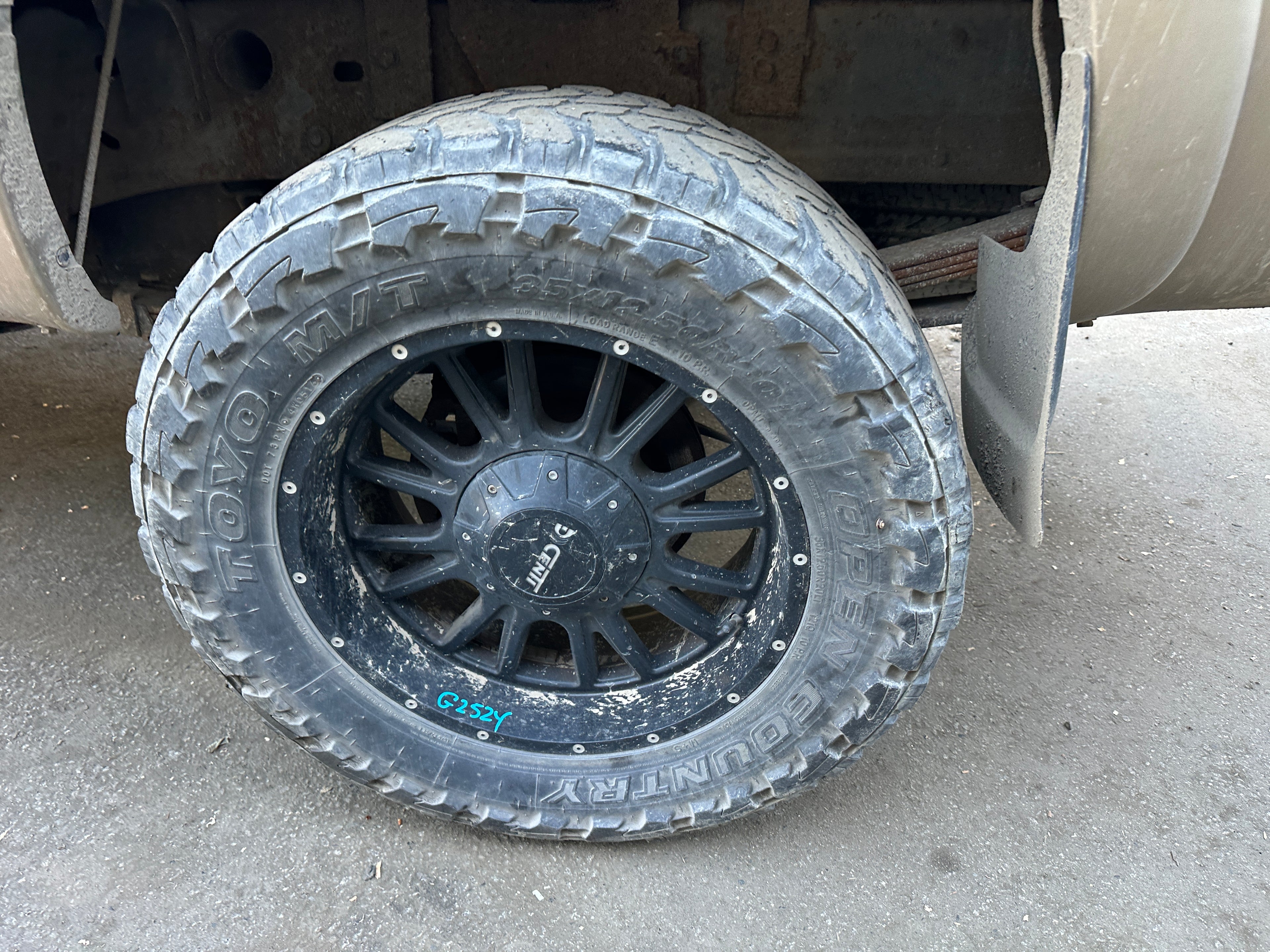 2005 GMC Sierra K2500HD 6.6 LLY Duramax – G2524