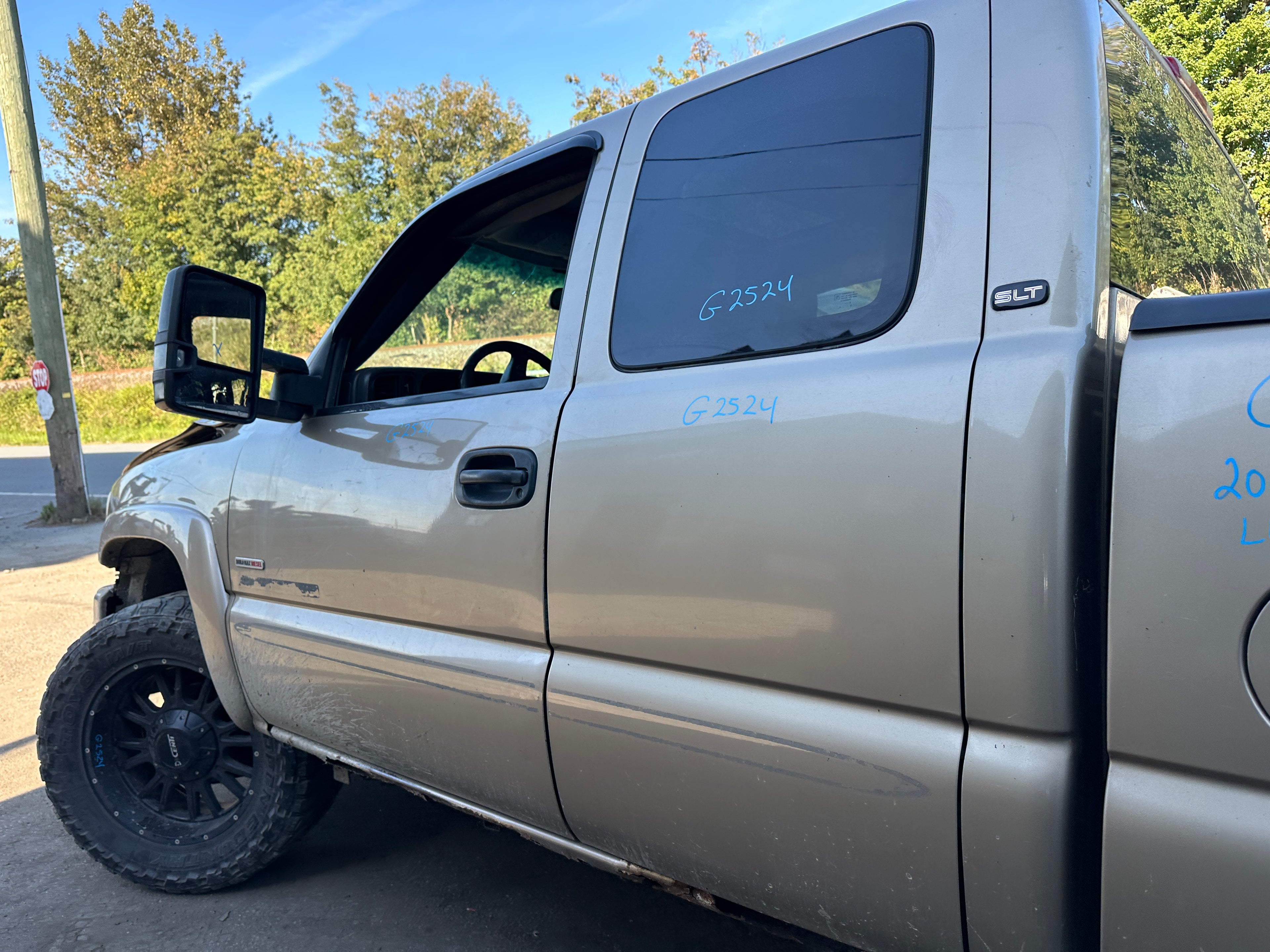 2005 GMC Sierra K2500HD 6.6 LLY Duramax – G2524